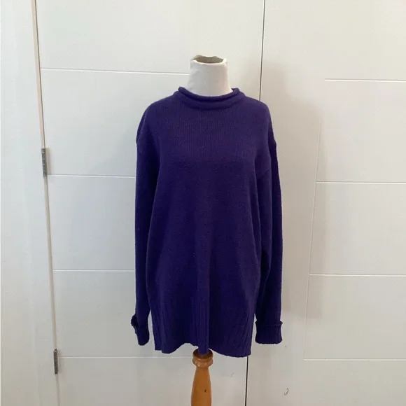 Vintage Carolyn Taylor Women's Turtleneck Sweater in Deep Purple - Picture 2 of 10